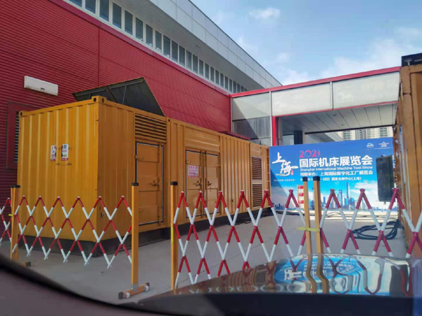 曲沃出租发电机-柴油发电机和汽油发电机哪个更好一些?