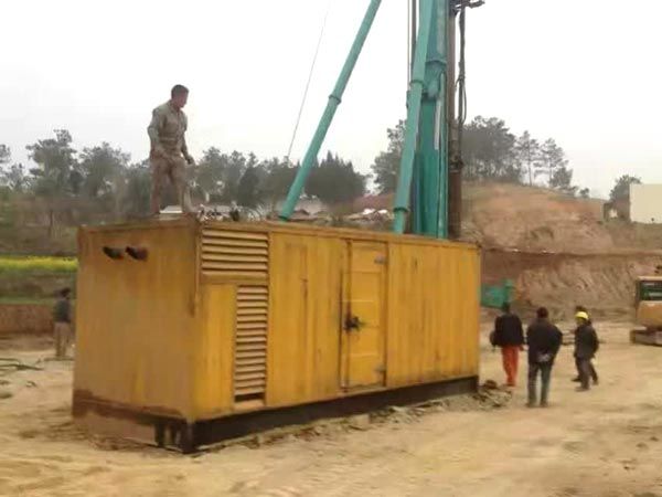 曲沃如何判断水冷式机油散热器密封件是否需要更换？